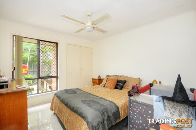 2/2 Stephenson Street LABRADOR QLD 4215