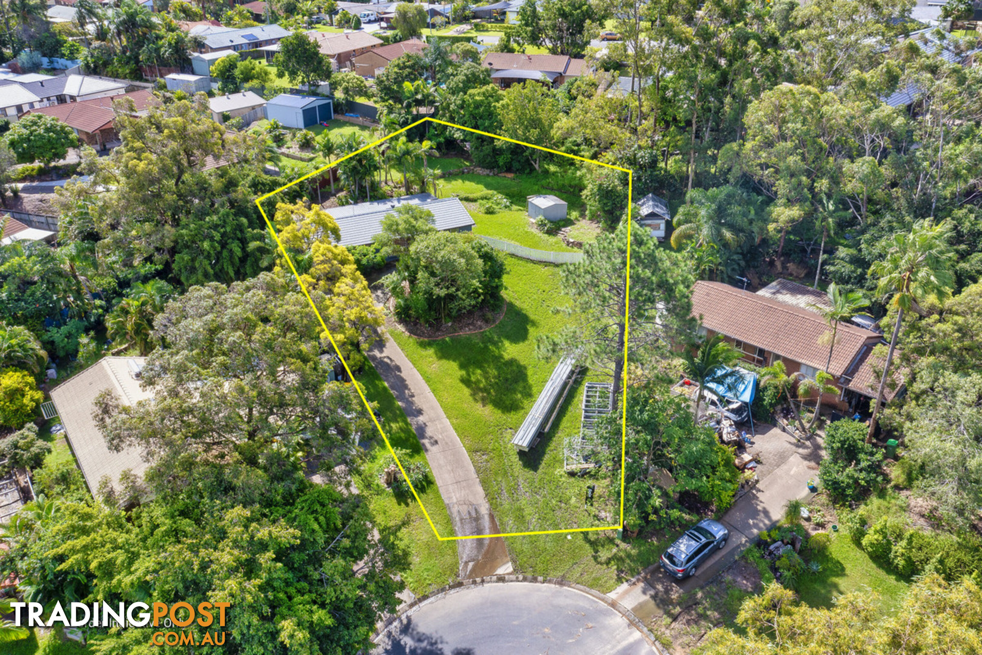 10 Bernadette Place HIGHLAND PARK QLD 4211