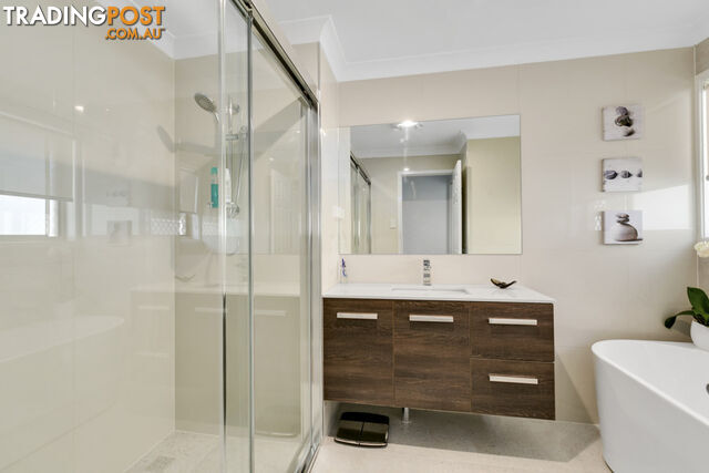 25/2 Weedons Road NERANG QLD 4211