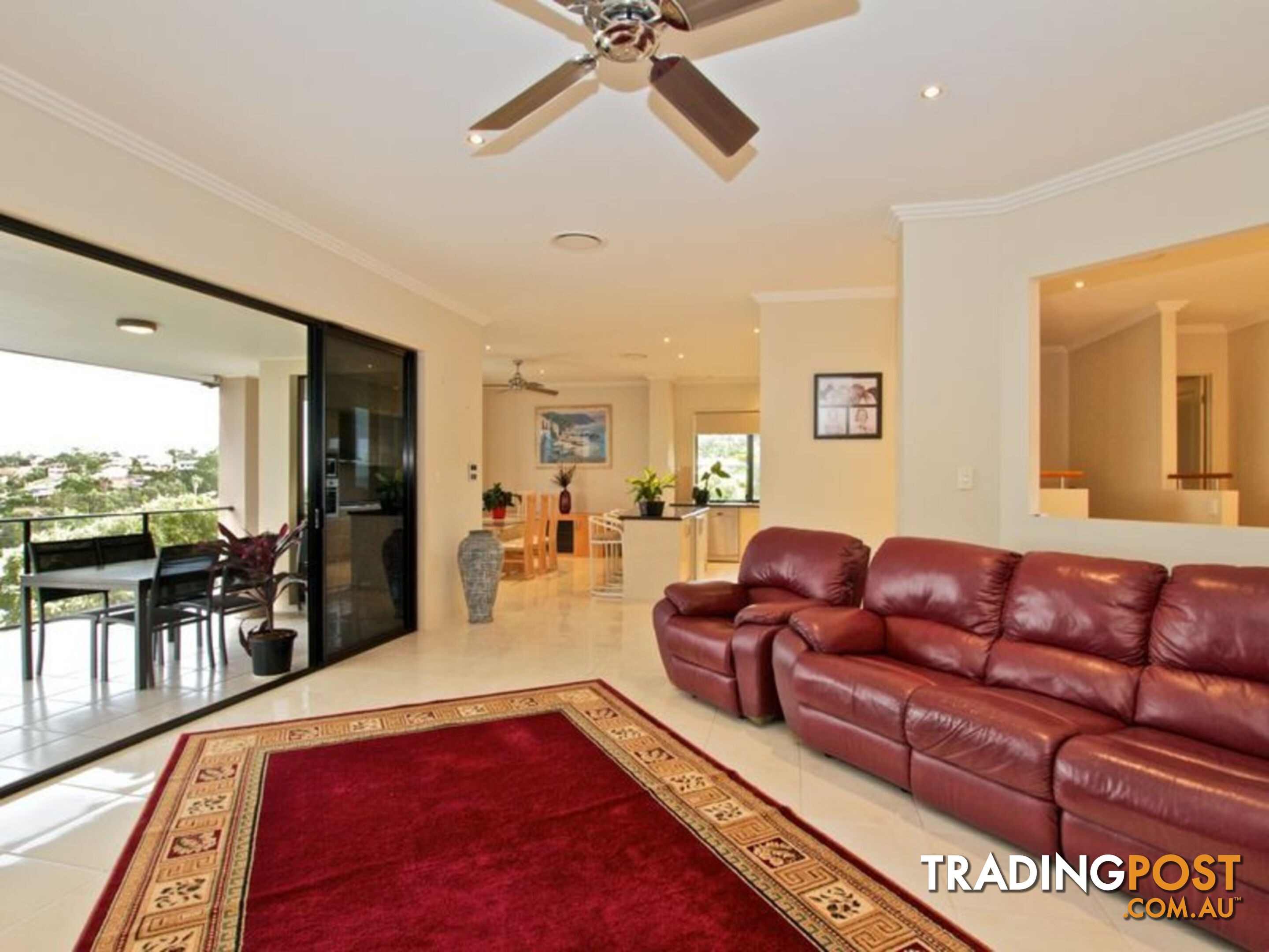 18 Bellavista Close HIGHLAND PARK QLD 4211