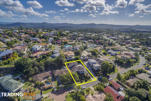 33 Tristania Way HIGHLAND PARK QLD 4211