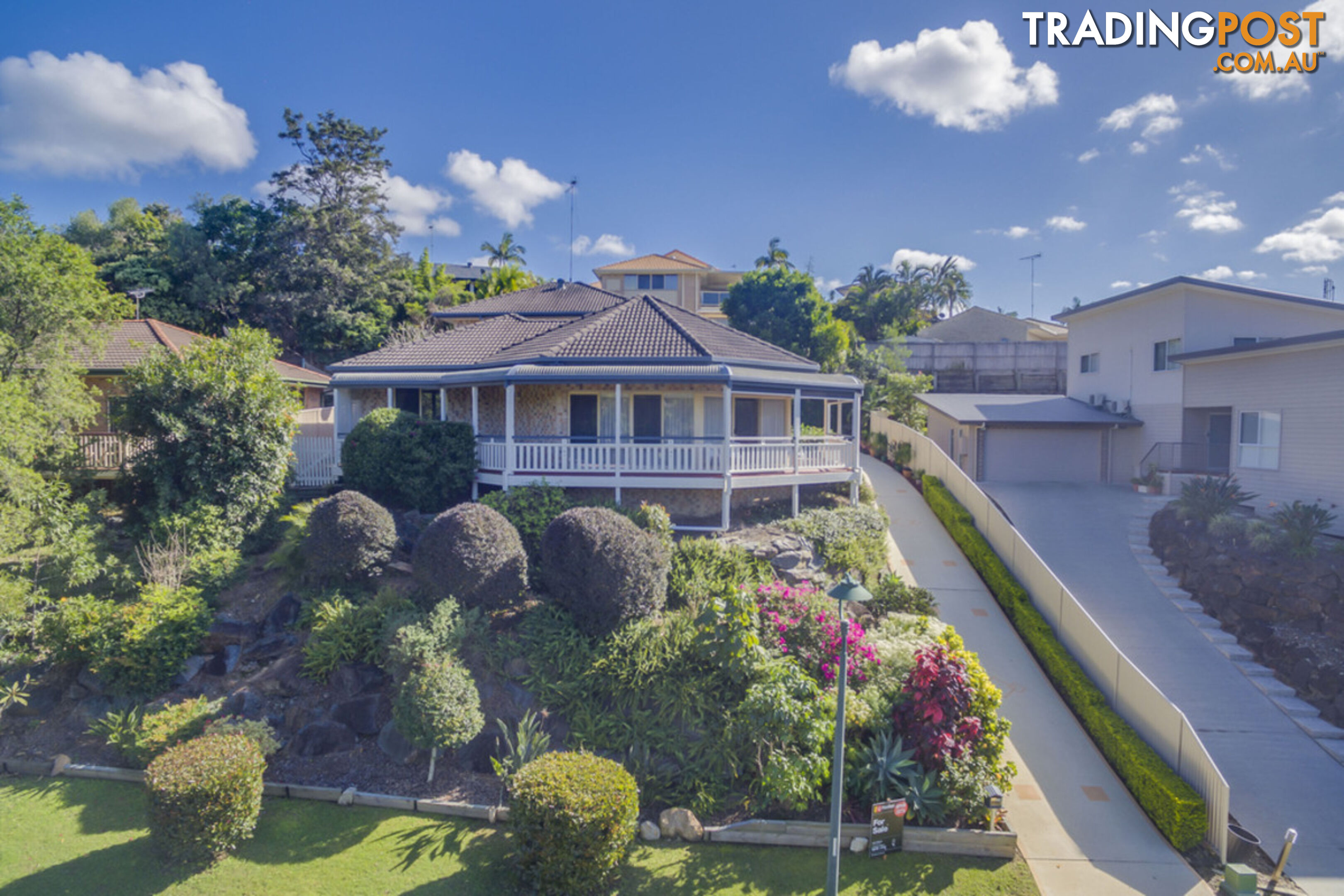 33 Tristania Way HIGHLAND PARK QLD 4211