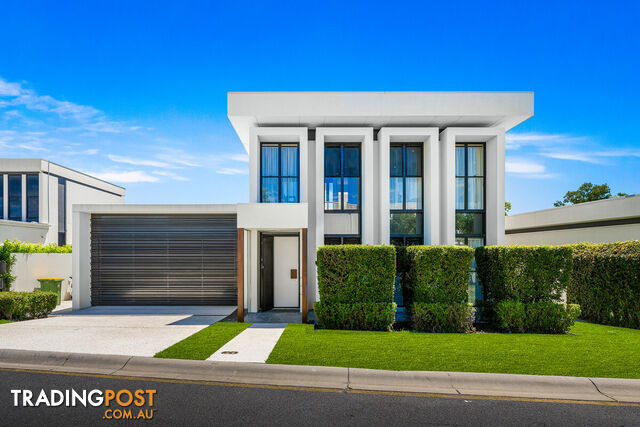 20 The Boulevarde BENOWA QLD 4217