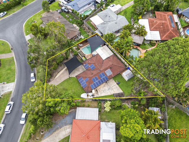 4 Bernadette Place HIGHLAND PARK QLD 4211