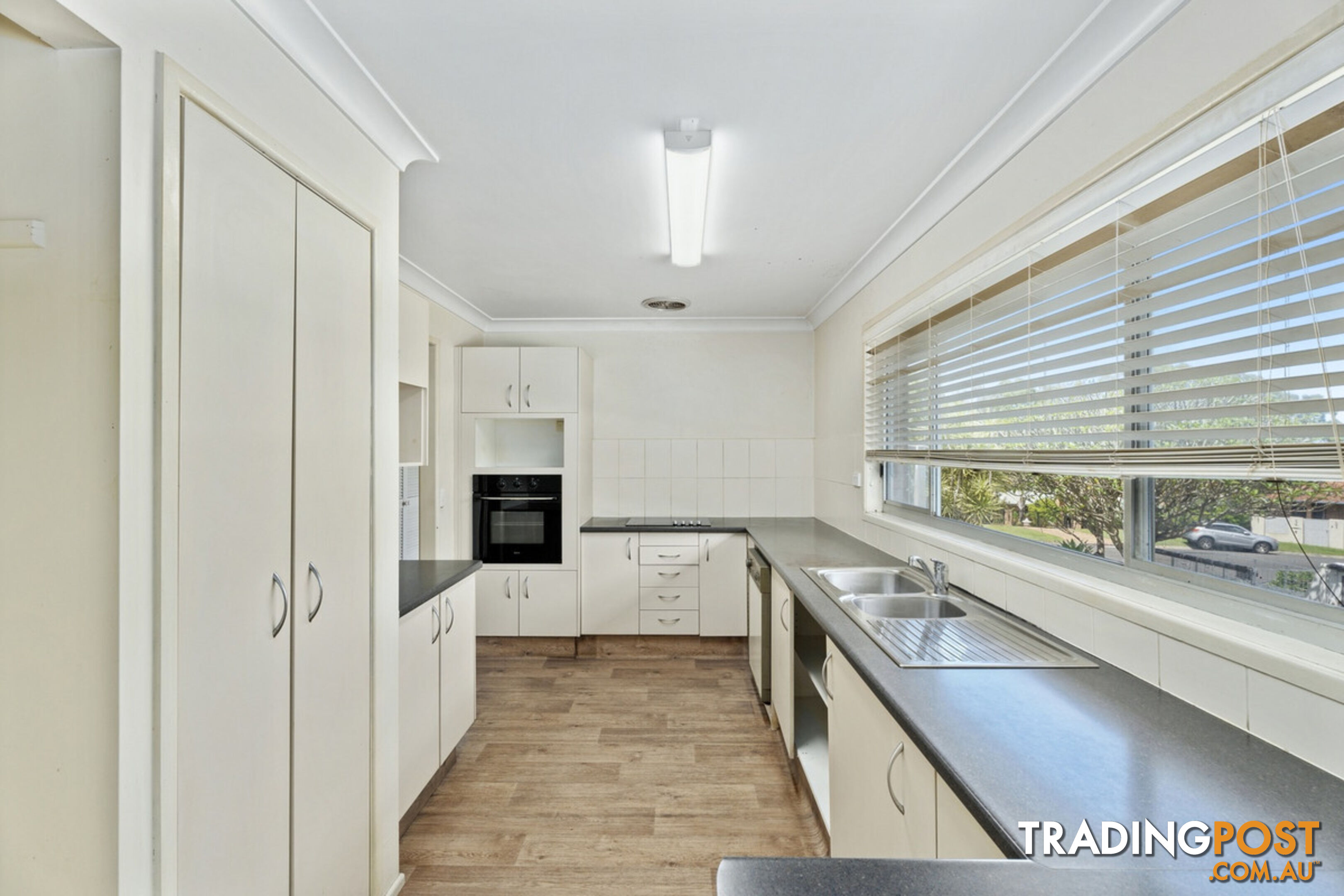 9 Marla Way CARRARA QLD 4211