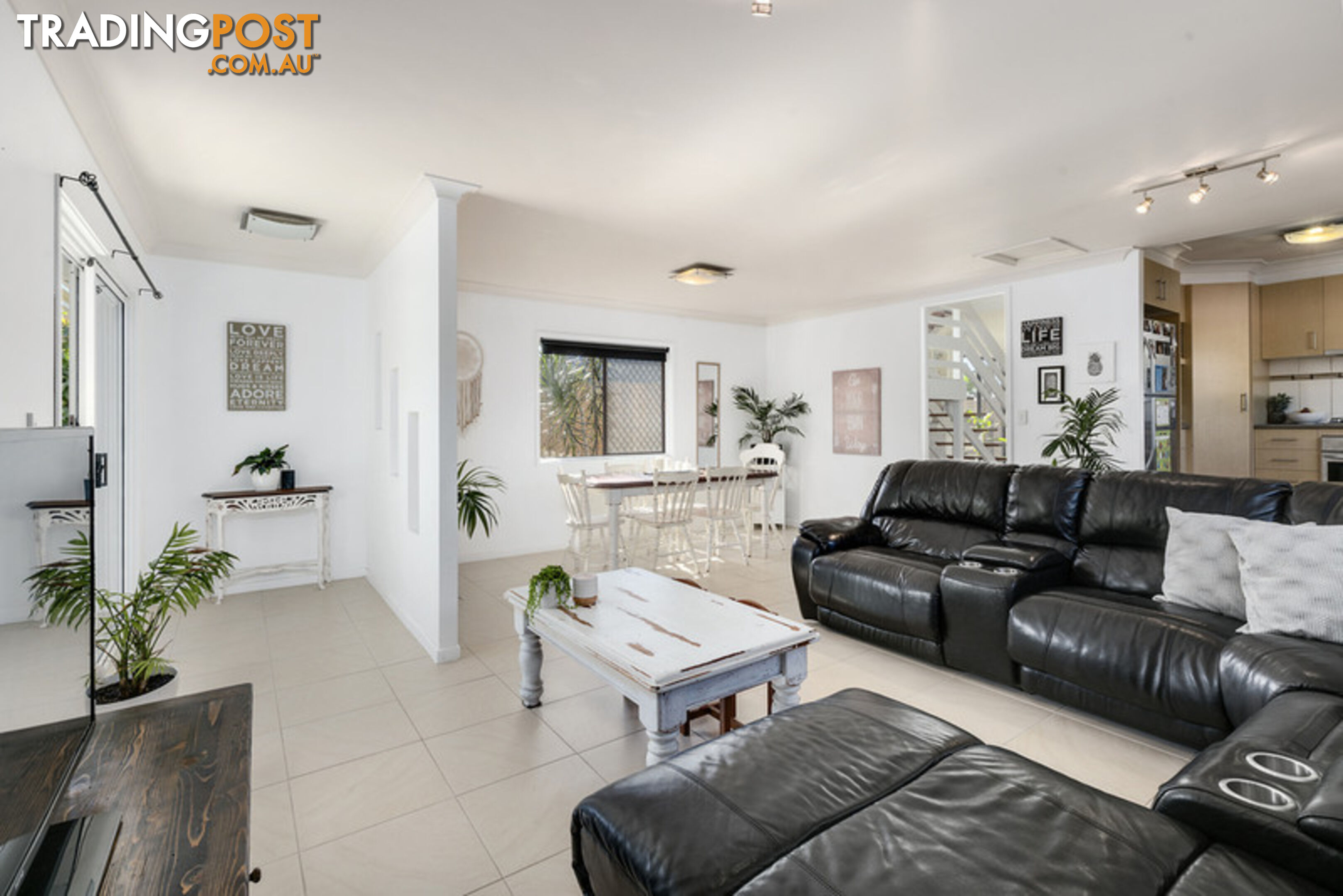 2 26 Tirring Street NERANG QLD 4211