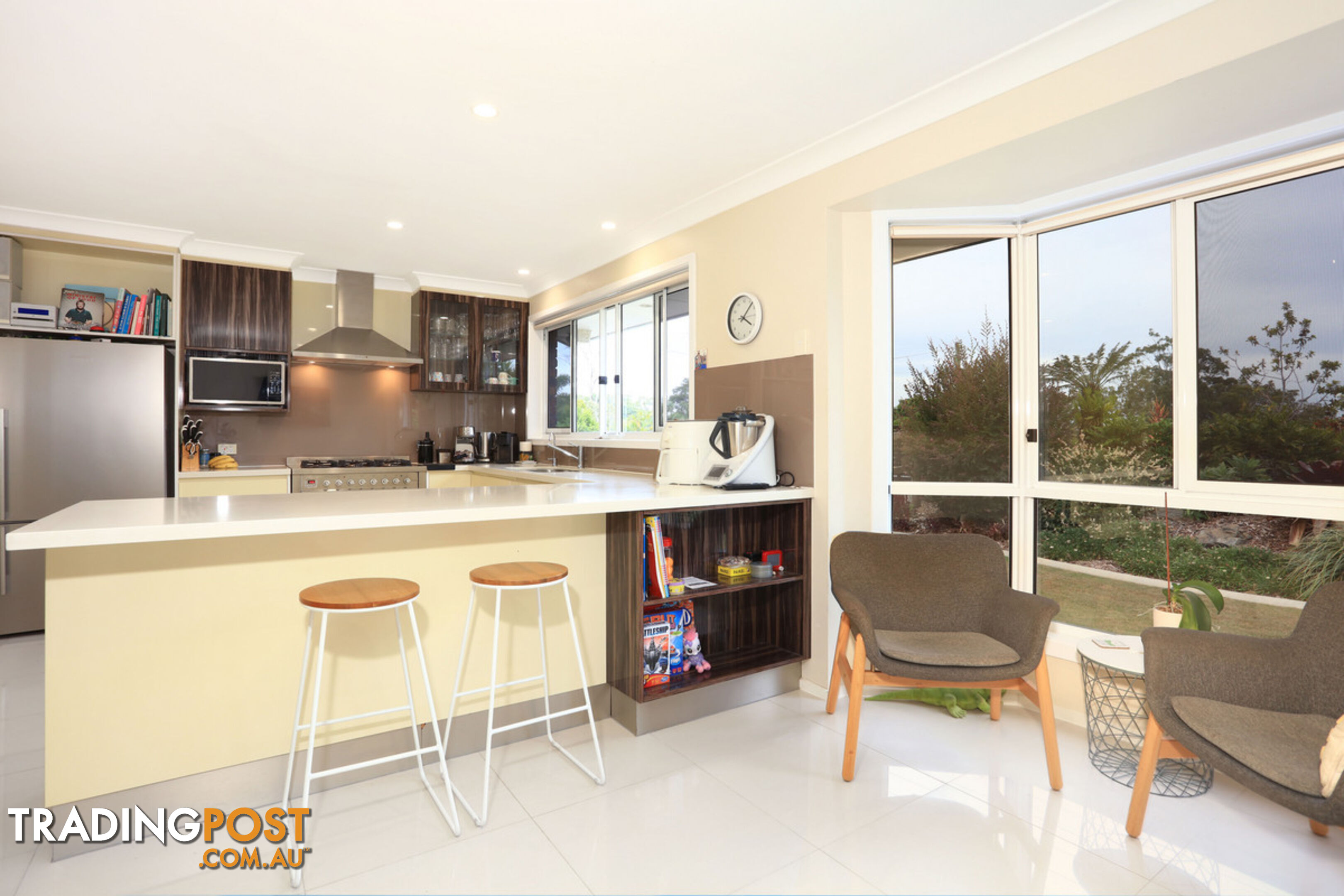 8 Crocus Way GAVEN QLD 4211