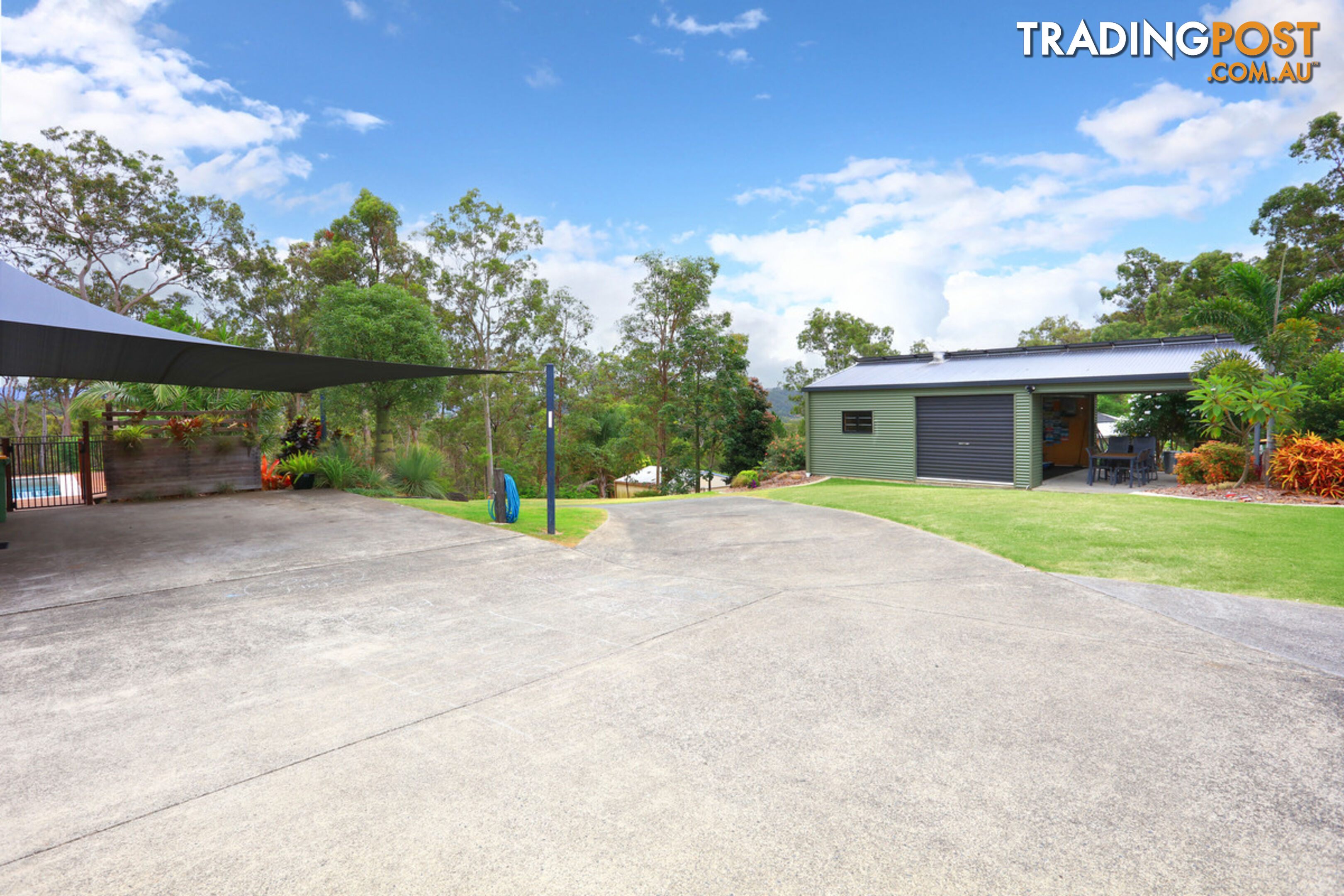 8 Crocus Way GAVEN QLD 4211