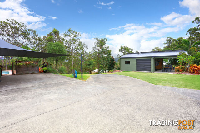 8 Crocus Way GAVEN QLD 4211