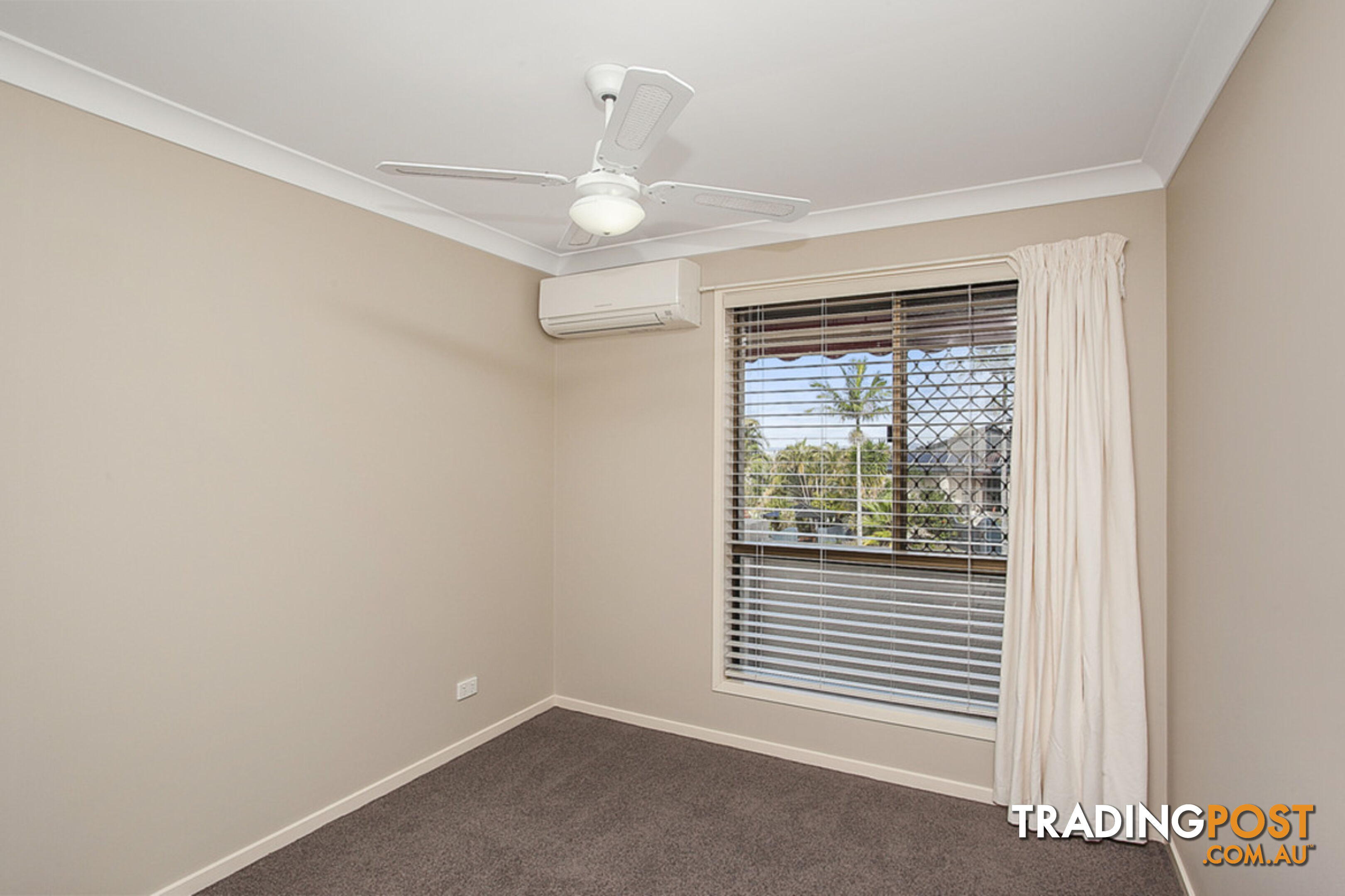 1 Jindabyne Court HIGHLAND PARK QLD 4211