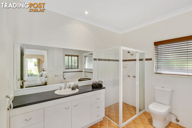 59 The Oval Drive MOUNT NATHAN QLD 4211