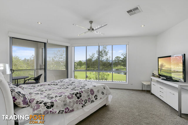 1055 Lakeview Terrace Benowa QLD 4217