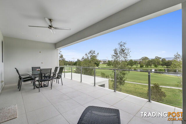 1055 Lakeview Terrace Benowa QLD 4217