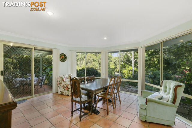 2 Newlands Court MOUNT NATHAN QLD 4211