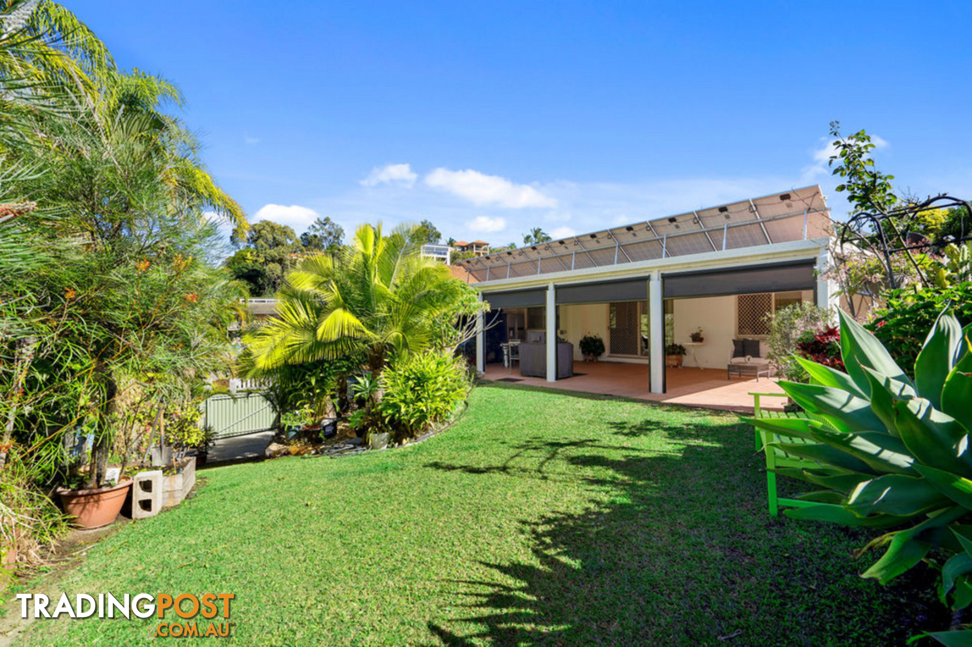 1 Nairn Court HIGHLAND PARK QLD 4211