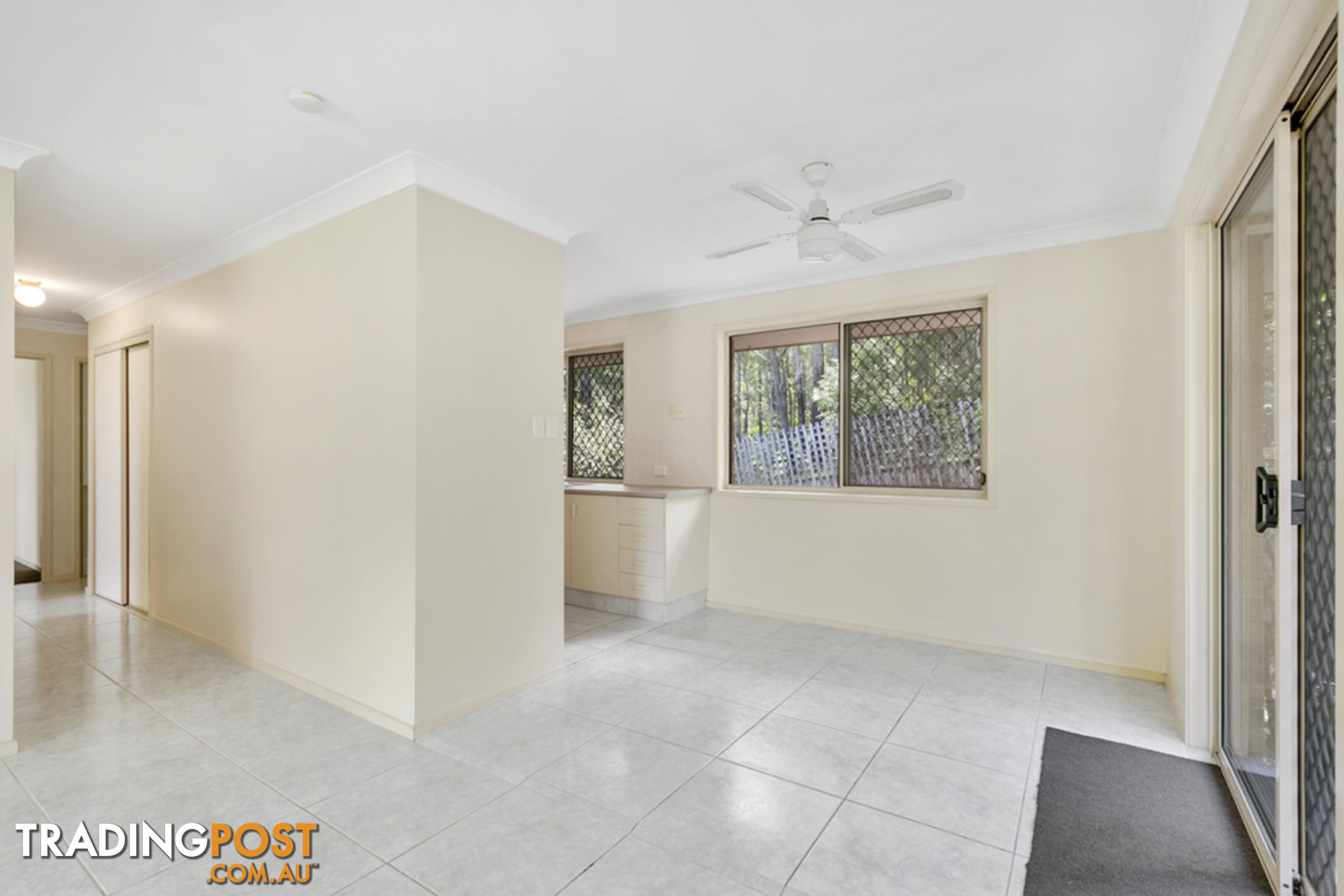 2/8 Bamadi Court NERANG QLD 4211