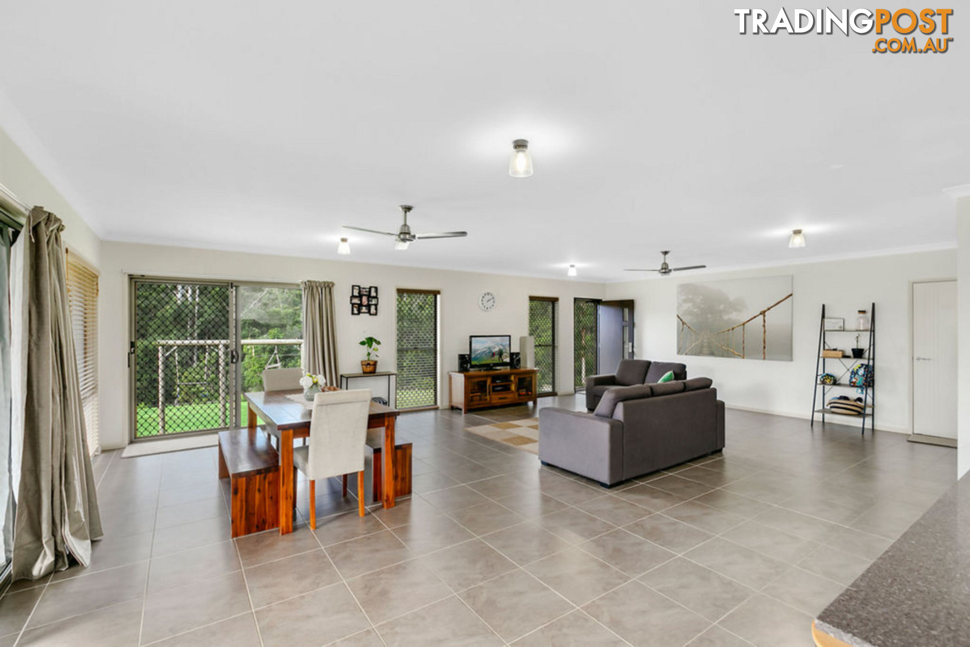 95 Nathanvale Drive MOUNT NATHAN QLD 4211