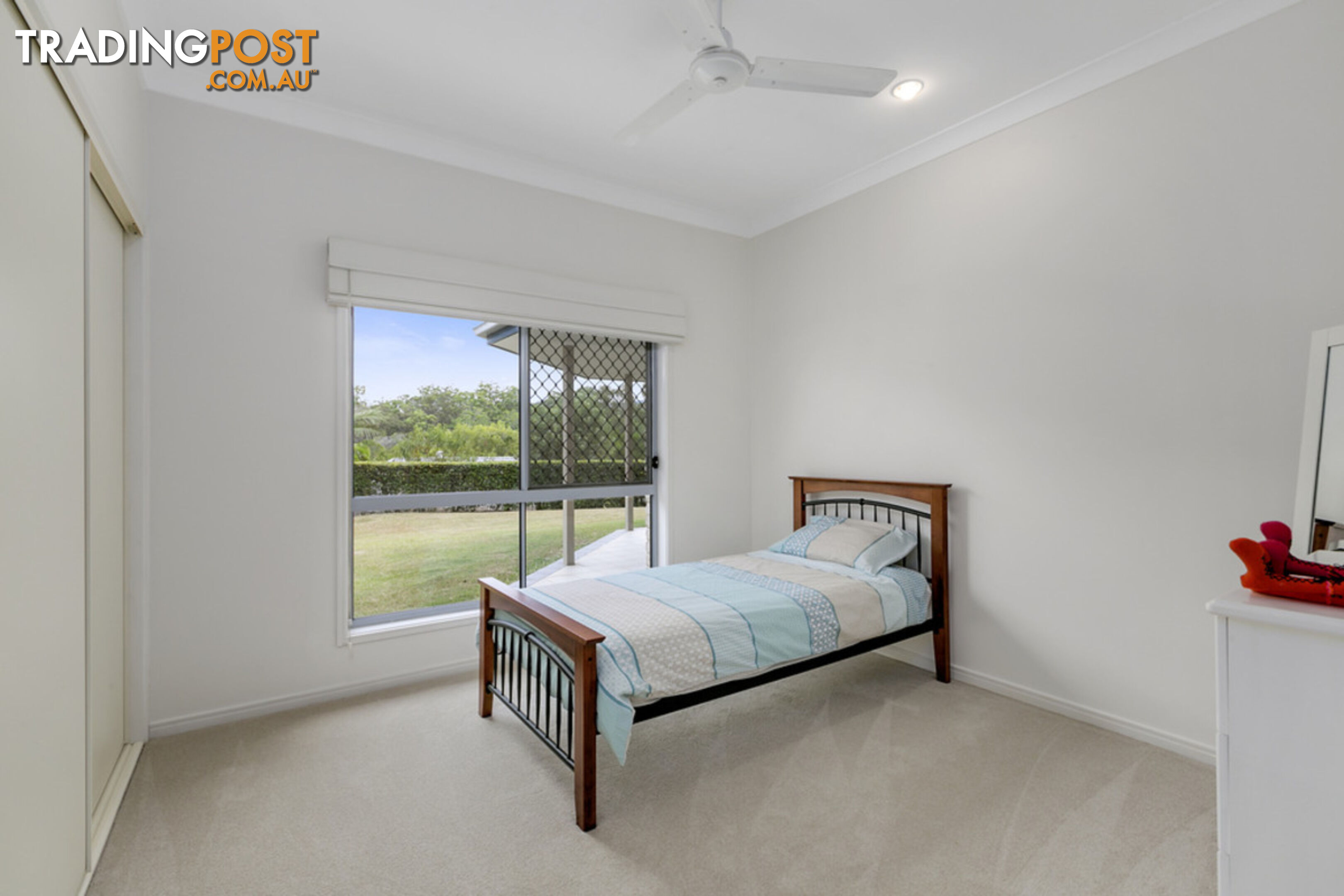 1 Pasture Place MOUNT NATHAN QLD 4211