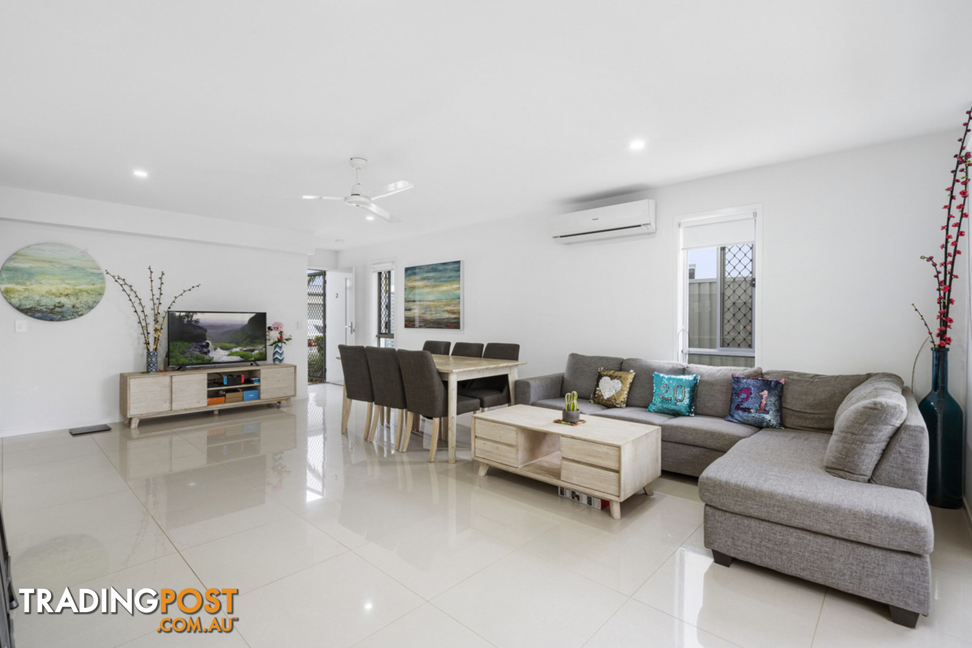 2/3 Hancox Place ROBINA QLD 4226