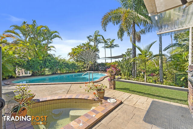 10 Armstrong Way HIGHLAND PARK QLD 4211