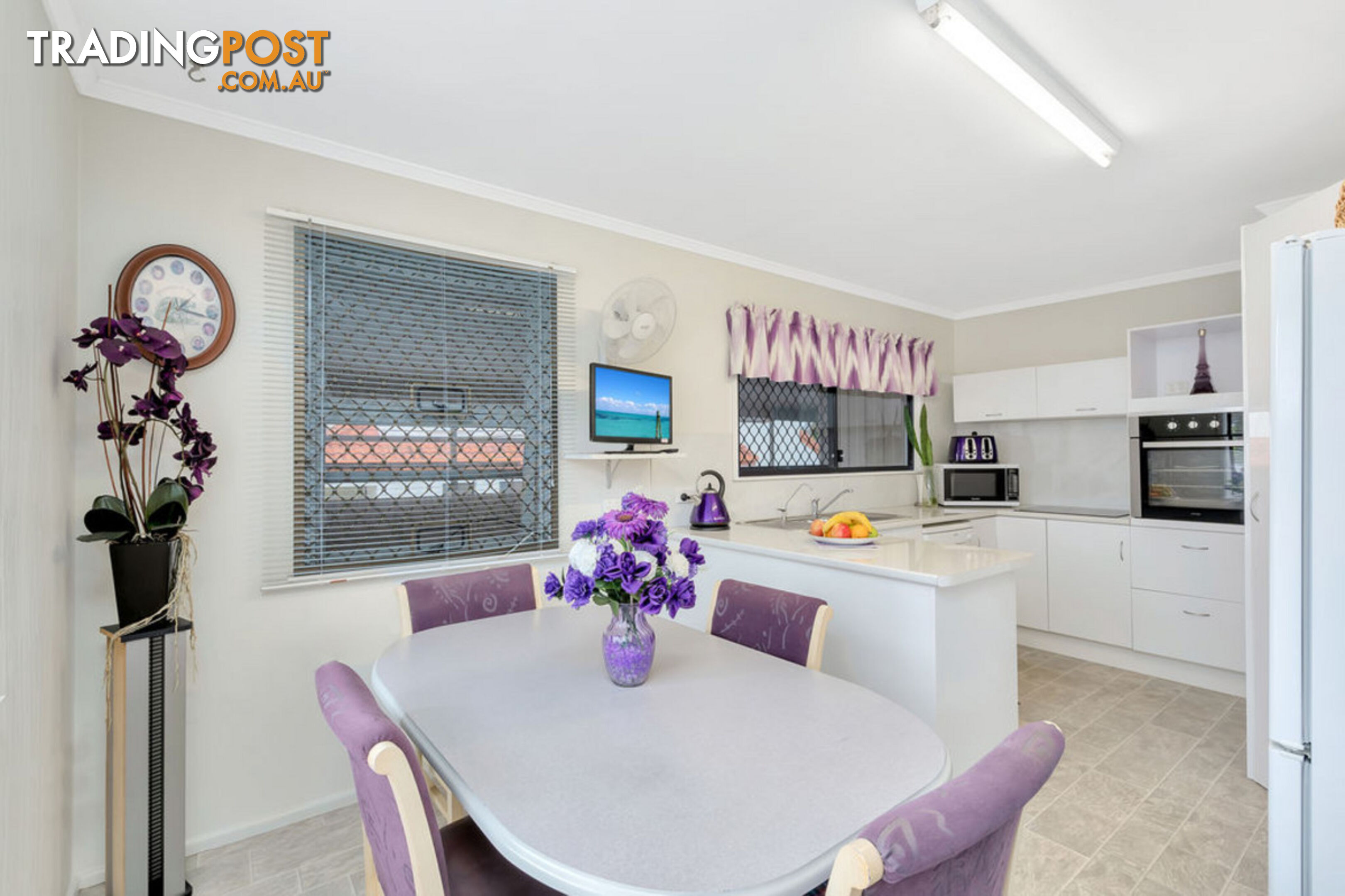 5 Brookside Road LABRADOR QLD 4215