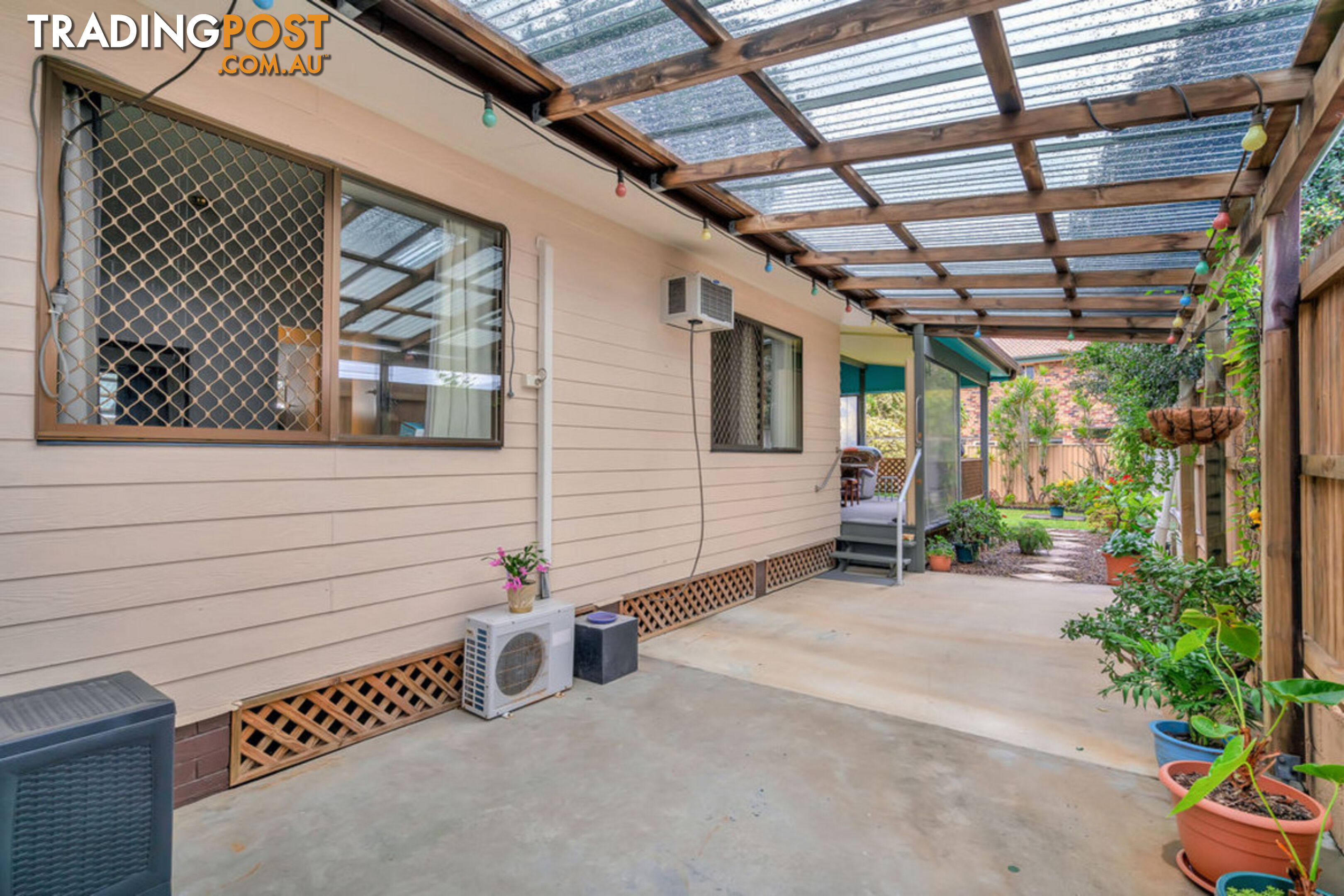 5 Brookside Road LABRADOR QLD 4215