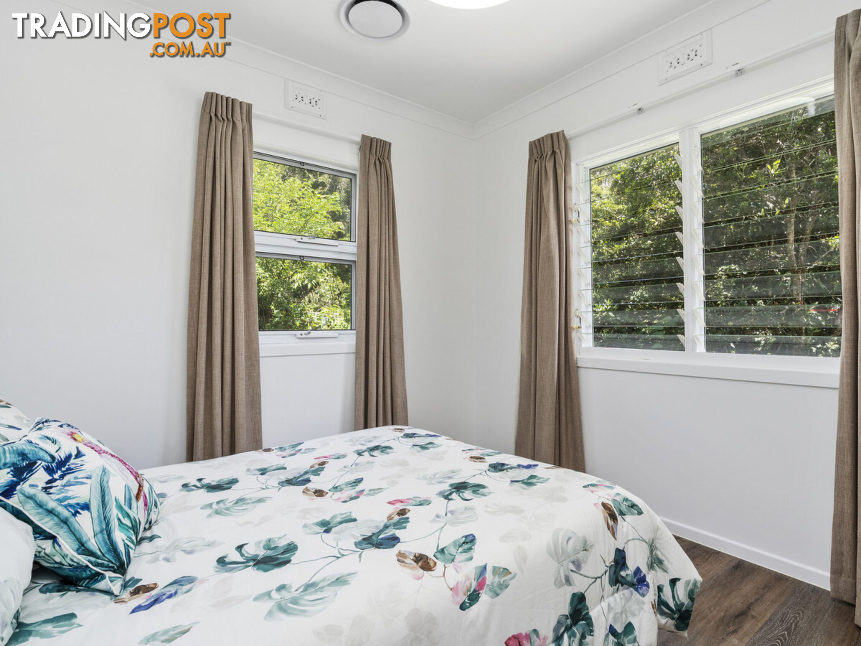 5-7 Lloyds Road SPRINGBROOK QLD 4213