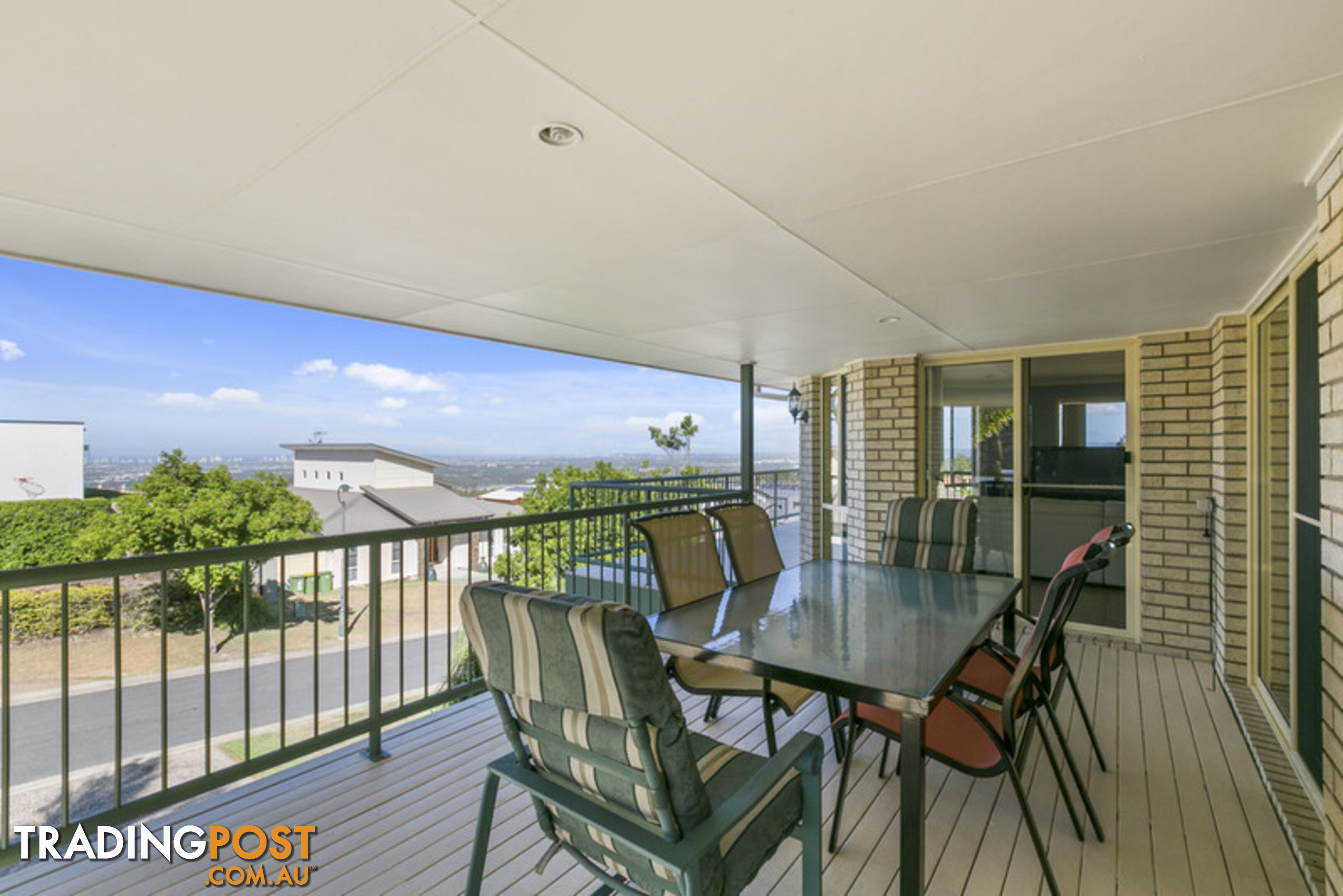 12 Chevron Rise HIGHLAND PARK QLD 4211