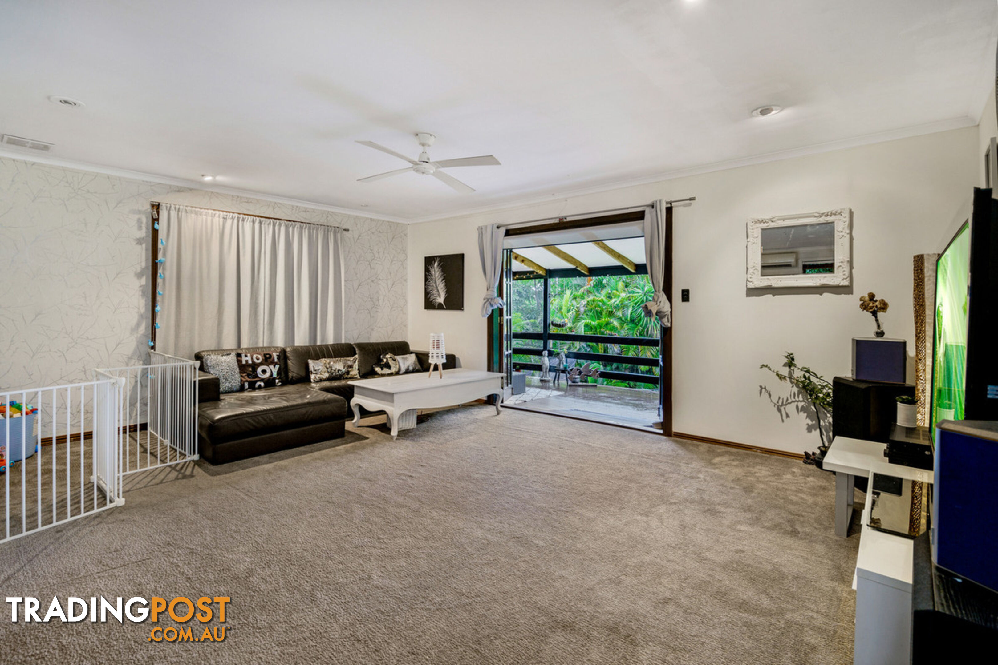 7 Chateau Court HIGHLAND PARK QLD 4211