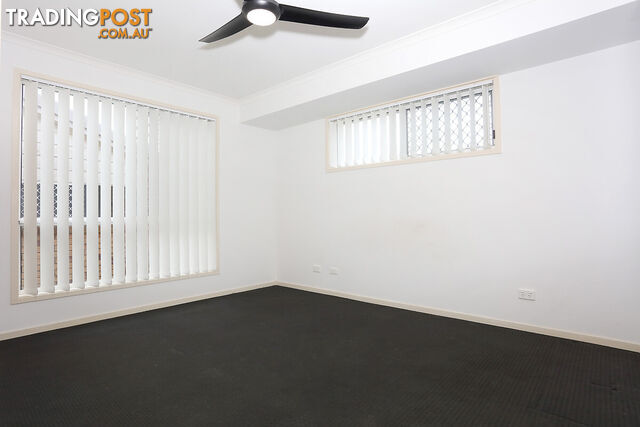 2/25 McMillan Street LABRADOR QLD 4215 - photo 5 of 5