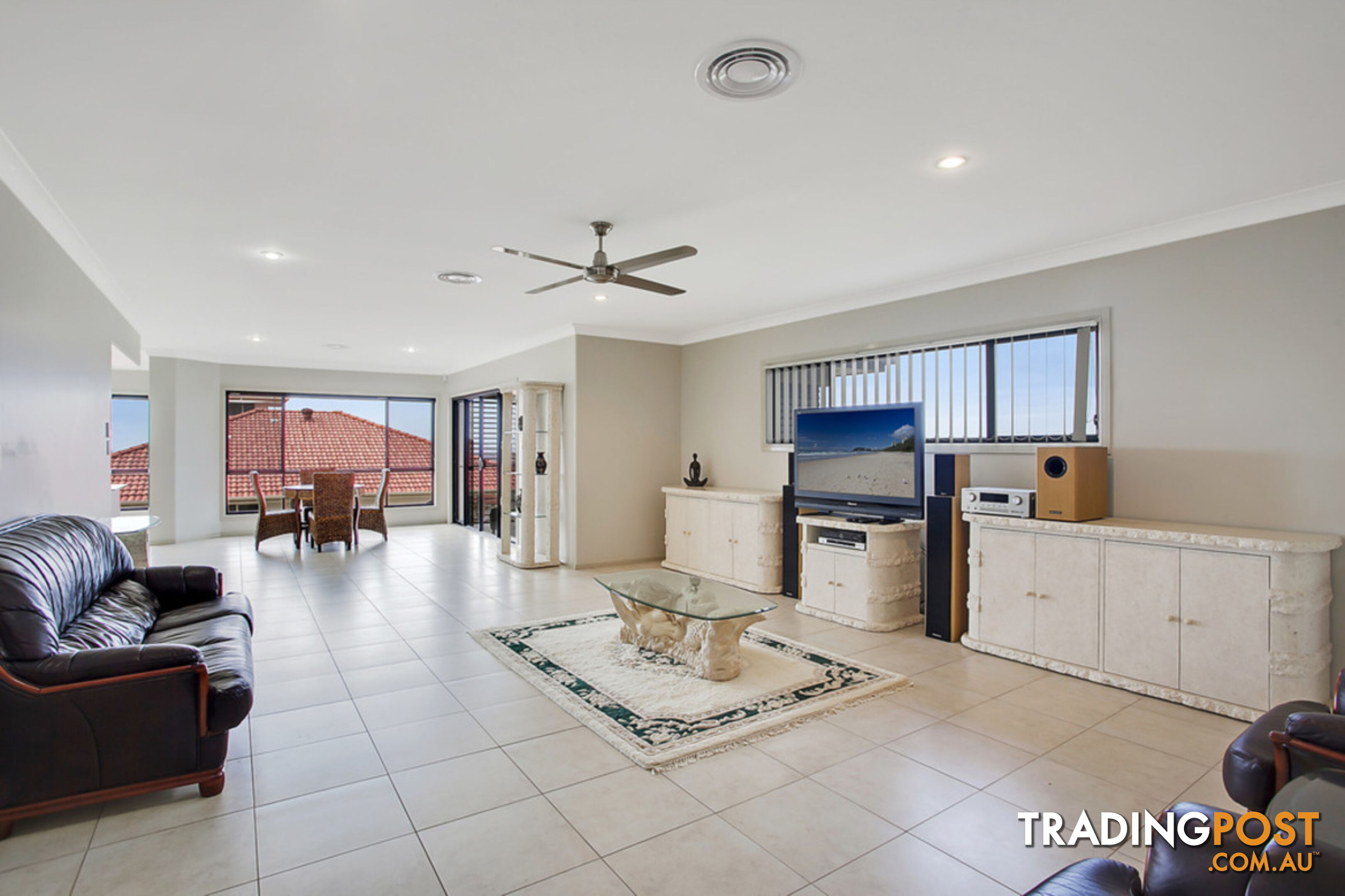 1 Chevron Rise HIGHLAND PARK QLD 4211