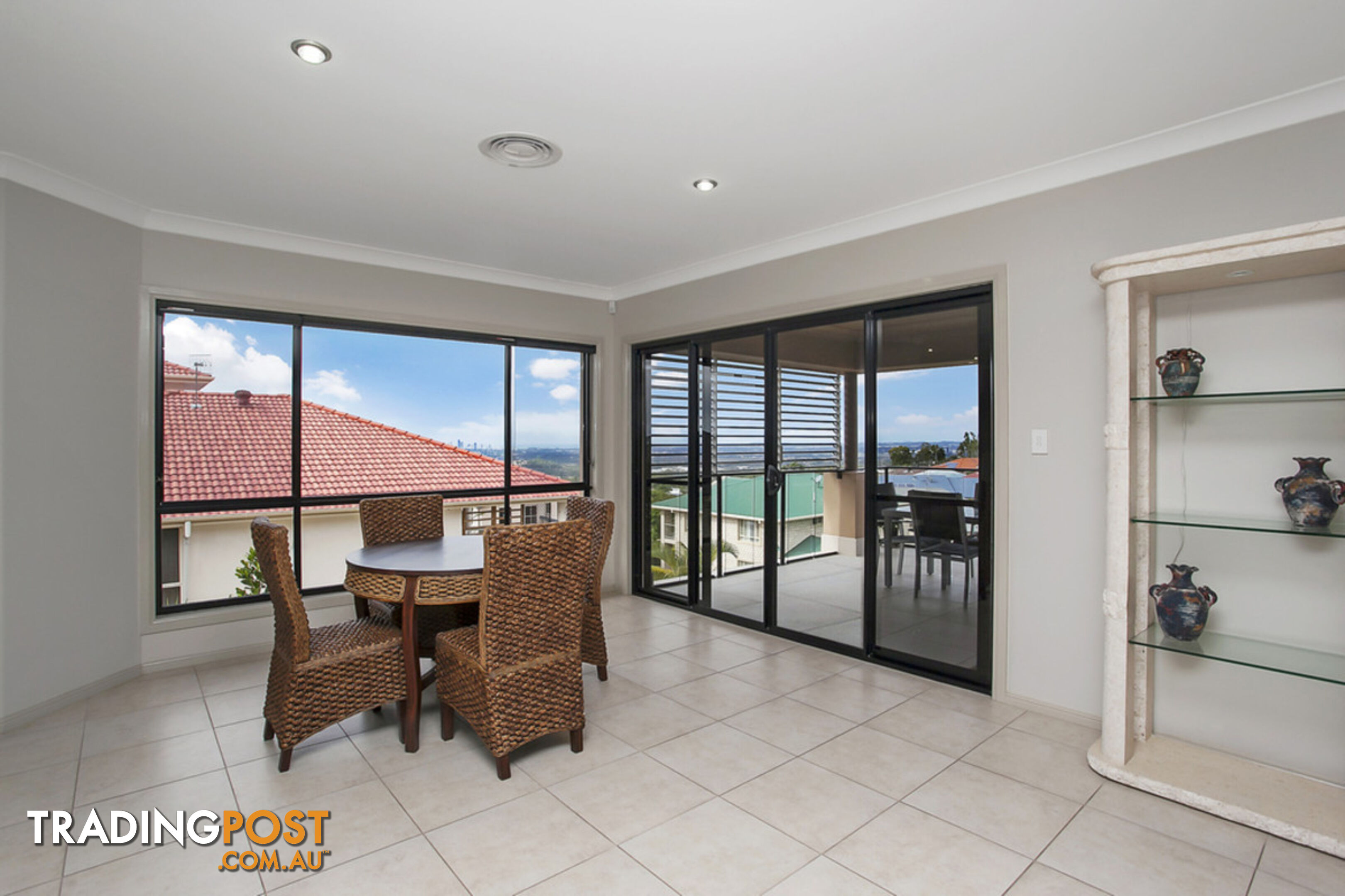 1 Chevron Rise HIGHLAND PARK QLD 4211