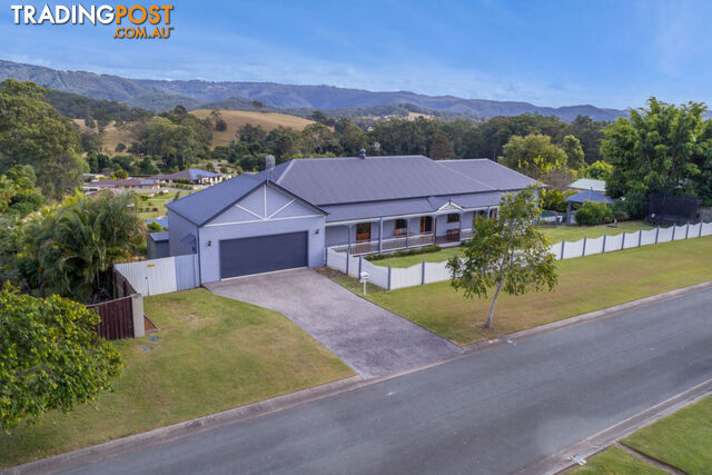 25 Mountain View Crest MOUNT NATHAN QLD 4211