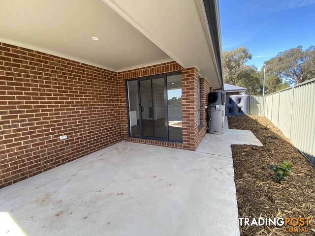 2 3 Bowerbird Court THURGOONA NSW 2640