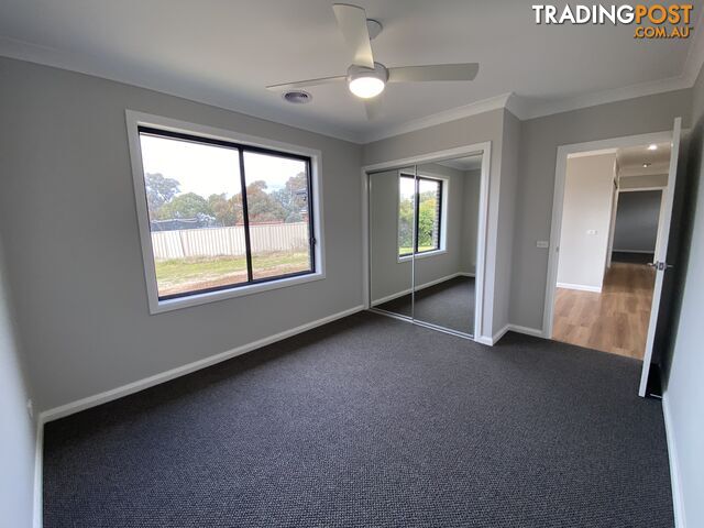 35 Zeil Circuit THURGOONA NSW 2640