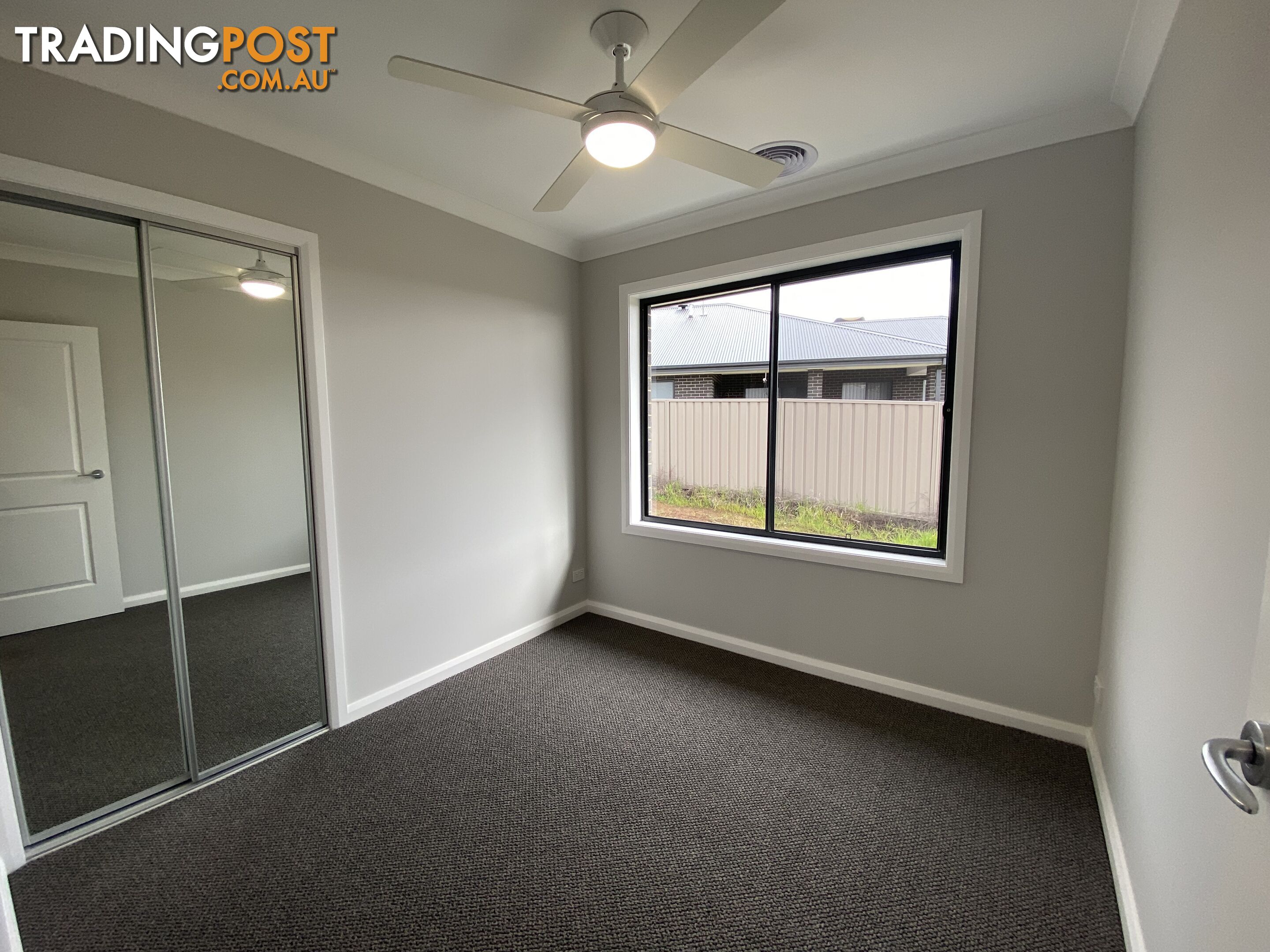 35 Zeil Circuit THURGOONA NSW 2640