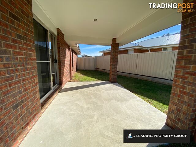 22 Royce Crescent LAVINGTON NSW 2641