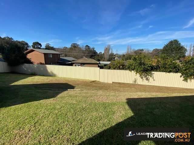 22 Royce Crescent LAVINGTON NSW 2641