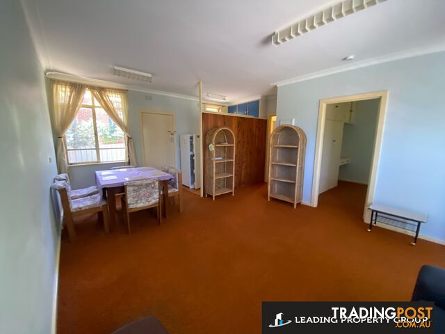 1 476 Schubach Street EAST ALBURY NSW 2640 - photo 4 of 9