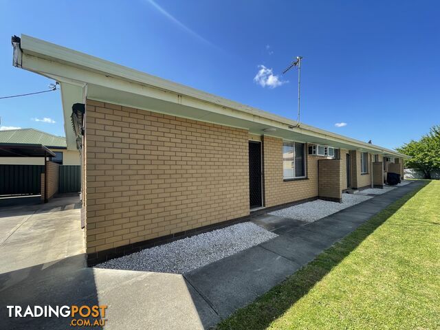 1 422 Kotthoff Street LAVINGTON NSW 2641