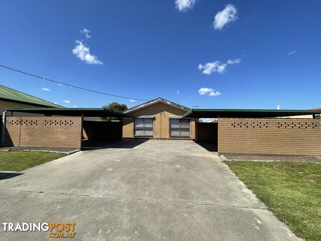 1 422 Kotthoff Street LAVINGTON NSW 2641