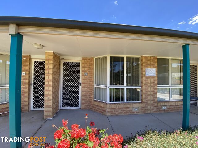 42 7 Severin Court THURGOONA NSW 2640