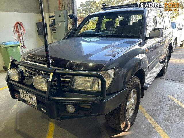 2004 TOYOTA LANDCRUISER GXL HDJ100R WAGON - photo 2 of 4