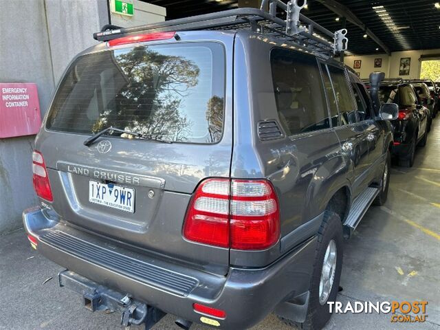 2004 TOYOTA LANDCRUISER GXL HDJ100R WAGON - photo 4 of 4
