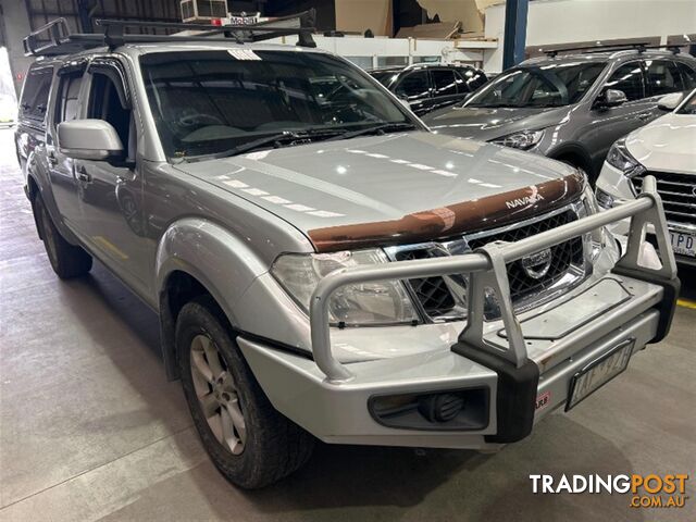 2013 NISSAN NAVARA ST DUAL CAB D40 S6 MY12 UTILITY