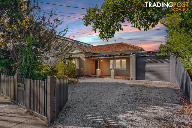 18 McLean Avenue Bentleigh VIC 3204