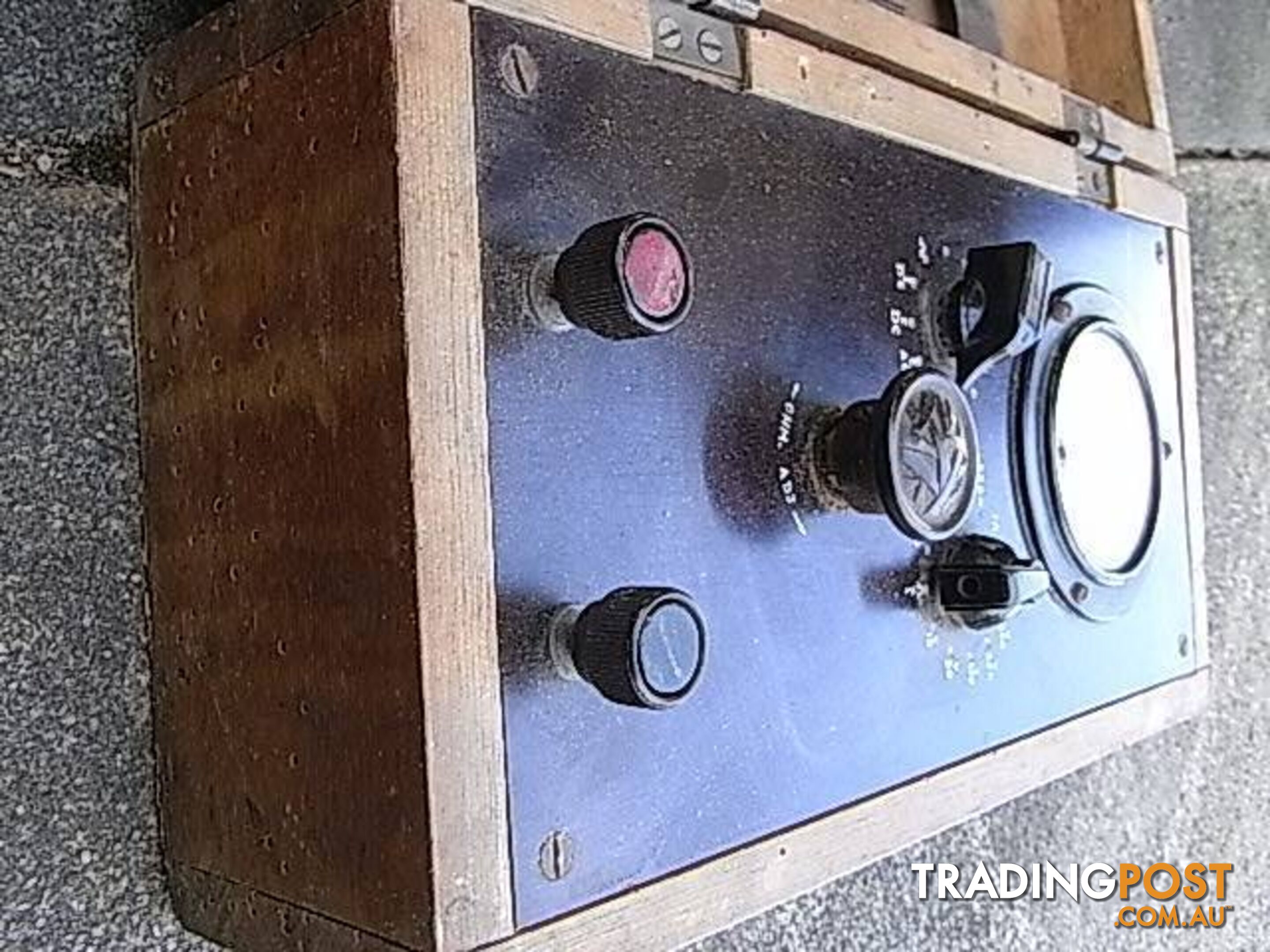 VINTAGE ELECTRONICS MULITMETER VOLTS AMPS OHMS LARGE SIZE