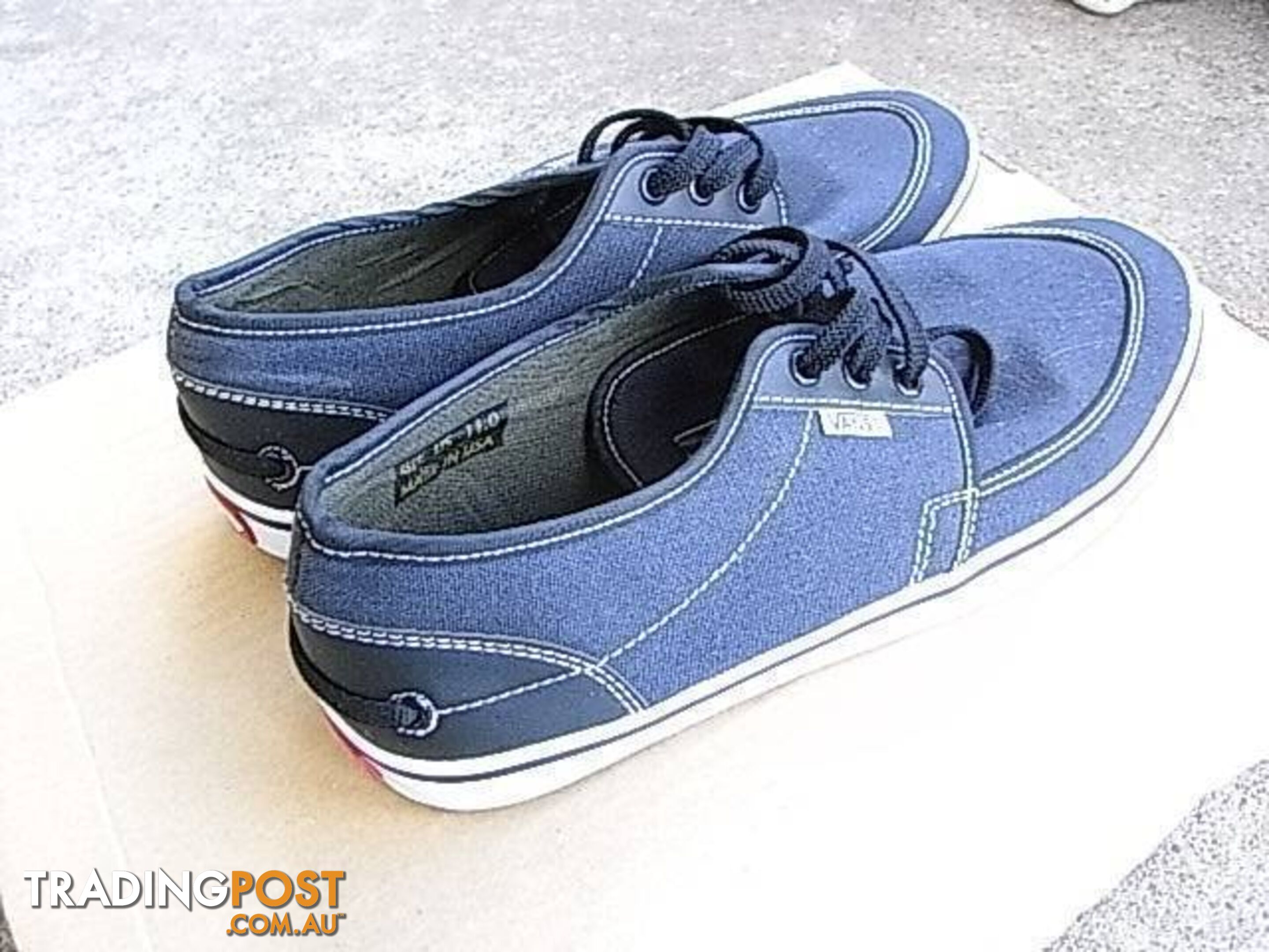 VANS OFF THE WALL SIZE US 11 MADE IN USA BRAND NEW call 047914295