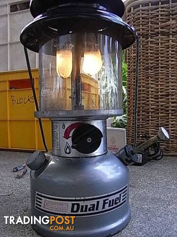 Coleman Dual Fuel 2 Mantle Premium Lantern KERO OR PETROL