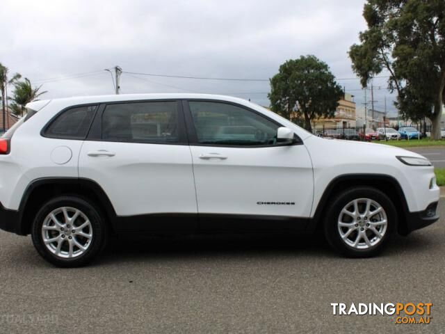 2014 JEEP CHEROKEE SPORT (4X2) KL WAGON - photo 3 of 24